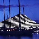 Ducal, Marina Baie Des Anges
