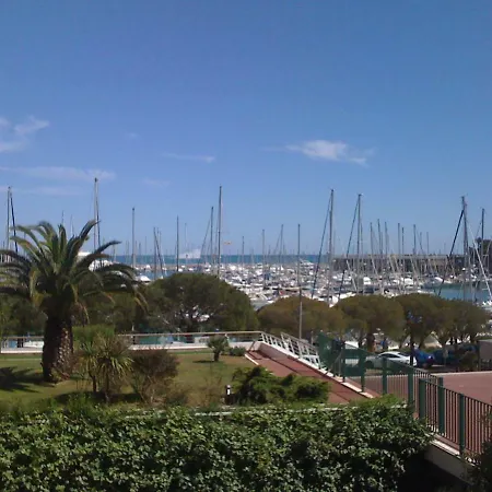 Apartment Ducal, Marina Baie Des Anges *
